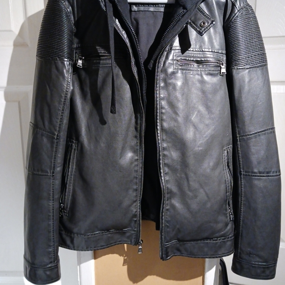 Express Men's Leather Motorcycle Jacket w/Hoodie Insert. Size L - Picture 6 of 16